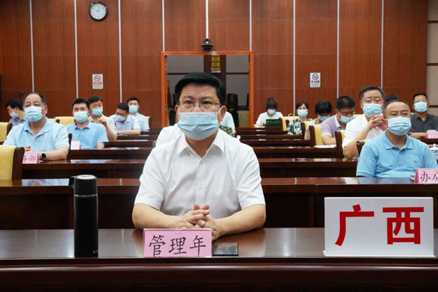 管理年參加首屆大國工匠創(chuàng)新交流大會(huì)開幕式廣西分會(huì)場