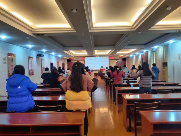 市總工會舉辦經(jīng)審財務業(yè)務培訓班