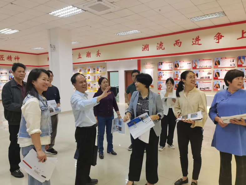 梧欽兩地工會召開六堡茶、坭興陶勞模工匠 聯(lián)盟創(chuàng)新成果展籌備交流會