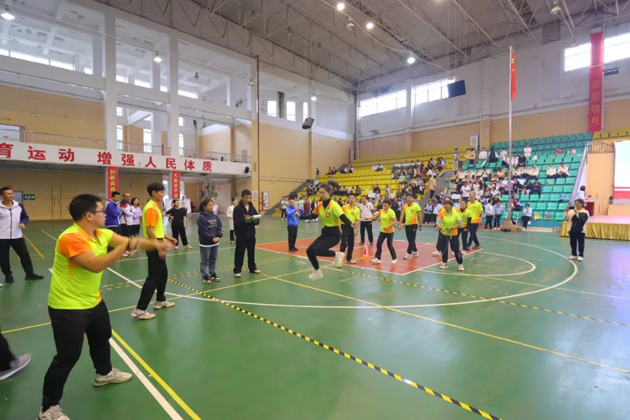 一起“趣”運(yùn)動(dòng)！2023年梧州市教職工趣味體育運(yùn)動(dòng)會(huì)歡樂(lè)無(wú)限
