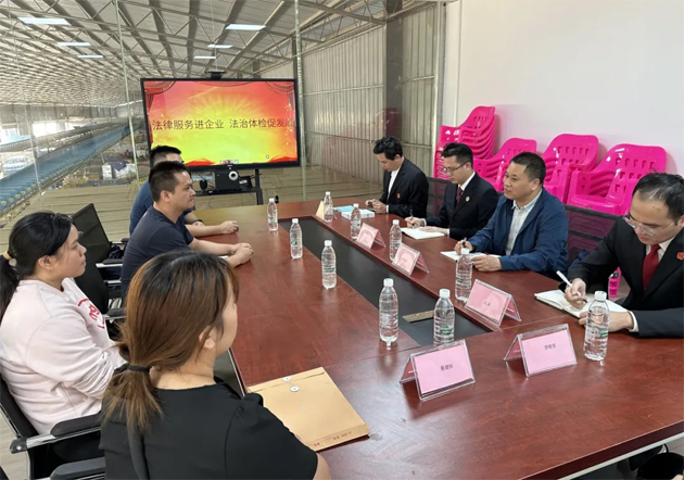 護(hù)航“新”群體，凝聚新力量 | 梧州市總工會(huì)開(kāi)展新就業(yè)行業(yè)勞動(dòng)用工“法治體檢” 入企服務(wù)活動(dòng)