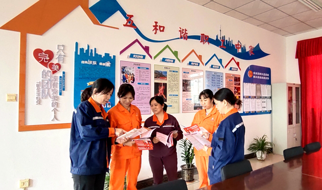 撐起法律傘 護航“錫花”權(quán)益