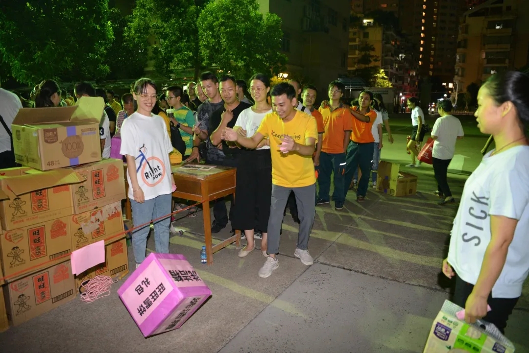 梧州郵政公司工會開展迎中秋、國慶趣味活動