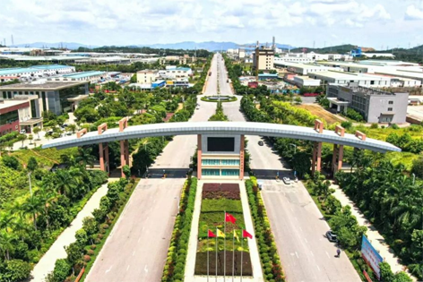 生產(chǎn)線上不停工　力爭(zhēng)新春“開(kāi)門(mén)紅”丨梧州市不少重大項(xiàng)目重點(diǎn)企業(yè)春節(jié)假期開(kāi)足馬力施工生產(chǎn)